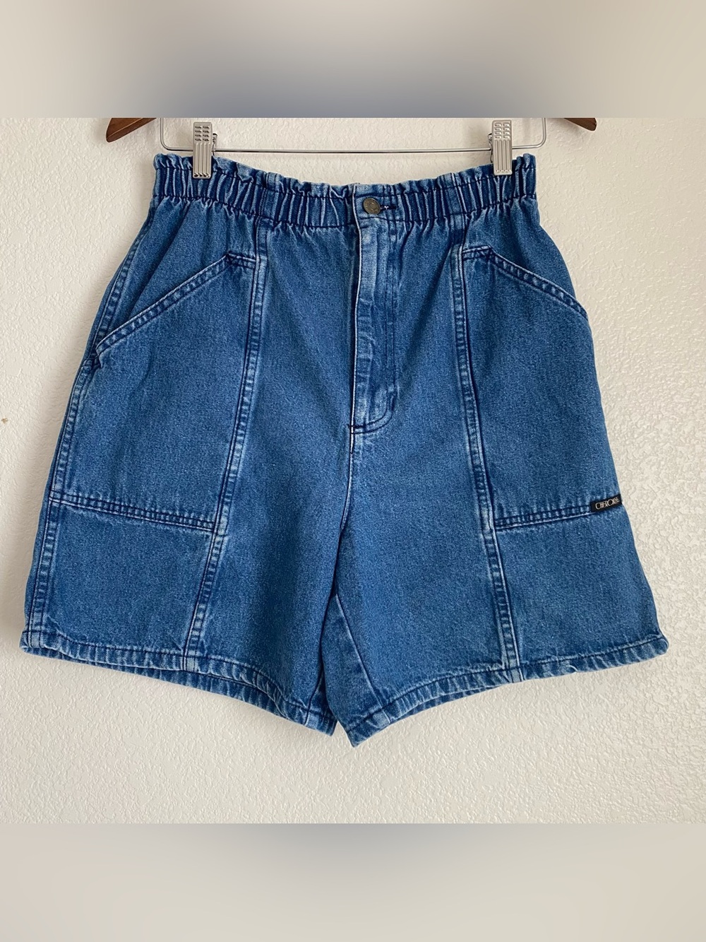 Vintage Cherokee high waisted denim jean shorts, M